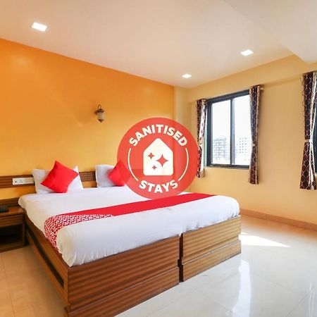 Oyo 10679 Hotel Nanashree Executive Wagholi Экстерьер фото