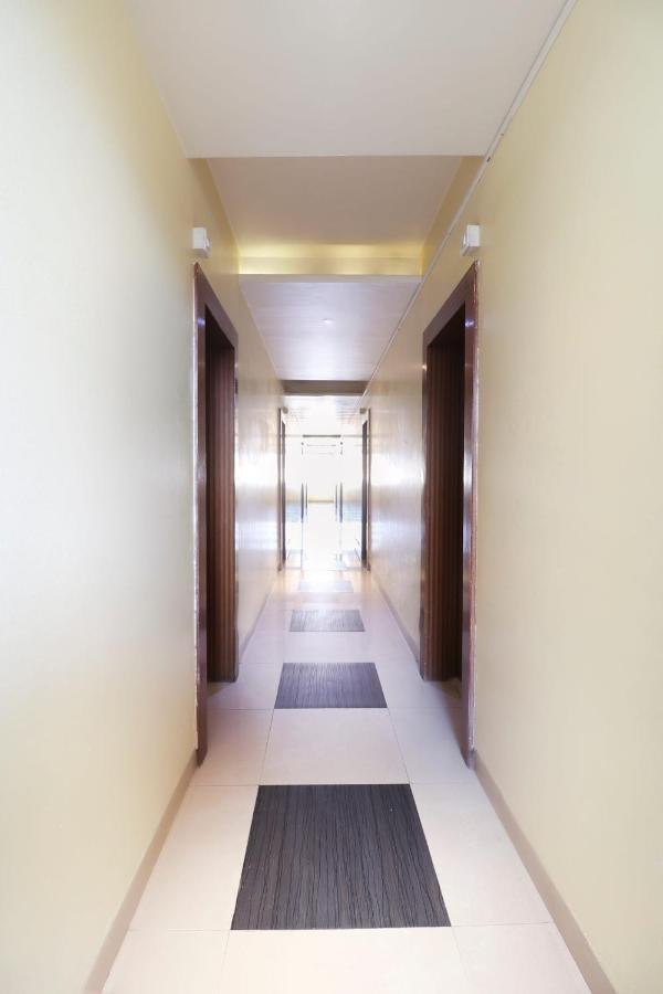 Oyo 10679 Hotel Nanashree Executive Wagholi Экстерьер фото